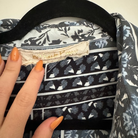 Jen Rossi / Jen’s Pirate Booty Roma Storm Lockhart Tunic Size Small - Picture 9 of 12